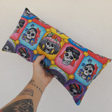 Cargar imagen en el visor de la galería, Cojín rectangular Mosaico skull