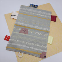 Cargar imagen en el visor de la galería, Trapito sensorial Castor