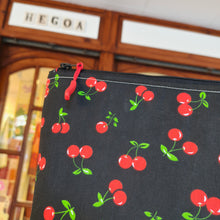 Cargar imagen en el visor de la galería, Neceser Cerezas