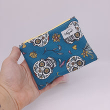 Cargar imagen en el visor de la galería, Monedero Calaveras Mexicanas
