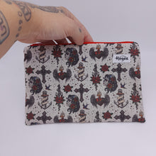 Cargar imagen en el visor de la galería, Estuche Guarda-todo Tatuaje tradicional
