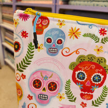 Cargar imagen en el visor de la galería, Neceser Calacas

