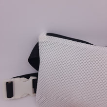 Cargar imagen en el visor de la galería, Riñonera Mesh Blanco
