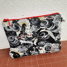 Cargar imagen en el visor de la galería, Funda hasta 14" Dragones
