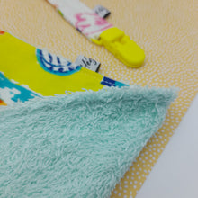 Cargar imagen en el visor de la galería, Pack babero + chupetero México
