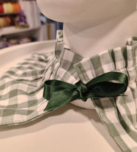 Cargar imagen en el visor de la galería, Cuello Eva Vichy verde
