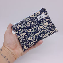 Cargar imagen en el visor de la galería, Monedero Gato Oriental azul
