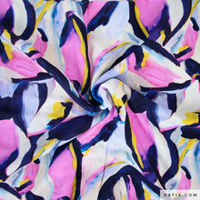 Cargar imagen en el visor de la galería, 13€/metro Viscosa rayon lilac butterfly
