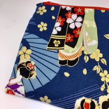 Cargar imagen en el visor de la galería, Estuche Guarda-todo Geisha
