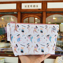 Cargar imagen en el visor de la galería, Neceser LOVE your body
