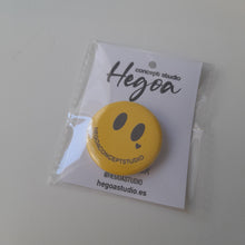 Cargar imagen en el visor de la galería, Chapa 37mm
