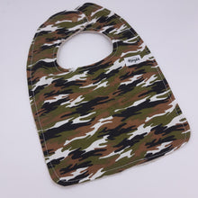 Cargar imagen en el visor de la galería, Babero camuflaje
