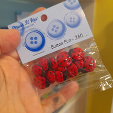 Cargar imagen en el visor de la galería, Pack botones/apliques mariquita
