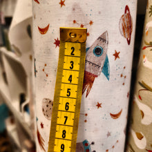 Cargar imagen en el visor de la galería, 10€/m Popelin cohetes y planetas
