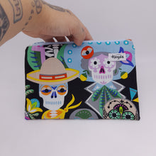 Cargar imagen en el visor de la galería, Estuche Guarda-todo Día de los muertos

