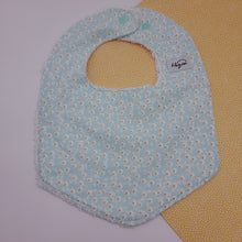 Cargar imagen en el visor de la galería, Babero pico flor de algodón
