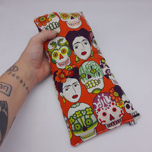 Cargar imagen en el visor de la galería, Saco semillas Frida &amp; calaveras Lavanda
