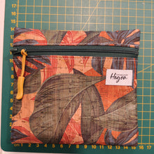 Cargar imagen en el visor de la galería, Estuche corcho 14x15cm
