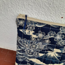 Cargar imagen en el visor de la galería, Funda hasta 14" monte oriental
