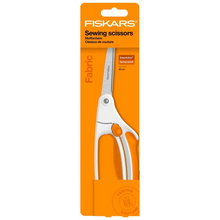 Cargar imagen en el visor de la galería, Tijera  de costura Fiskars antifatiga
