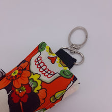 Cargar imagen en el visor de la galería, Llavero acolchado Frida &amp; Skull
